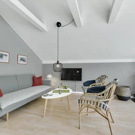 Amazing In Hemmet With Kitchen Casa de Férias
