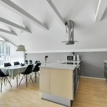 Nice Home In Hemmet With Wifi